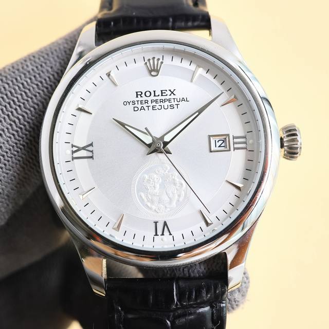 白 金 爆款主推 劳力士切利尼系列 Rolex 招财貔貅 升级版本 男士腕表 采用独特的表盘设计 搭配招财貔貅的3D立体感，整体效果更显高档奢华的劳力士， 初识