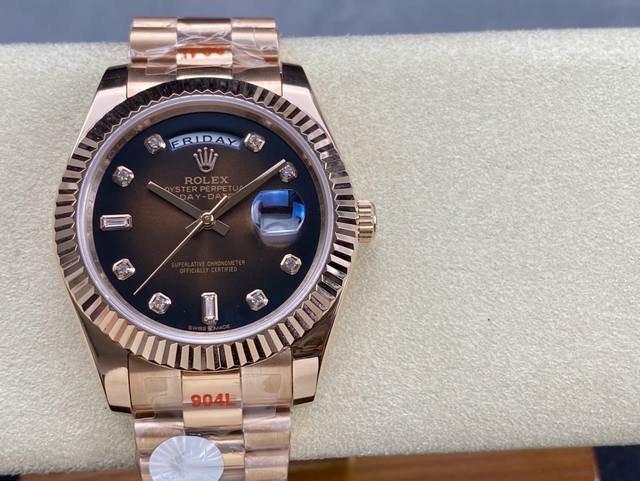 Sk厂 劳力士rolex 双历 星期日志型系列 40Mm 直径 40Mm 机芯 搭载全自动机械机芯 圈口 劳力士ringcommand三角坑纹 光圈 镜面 防刮