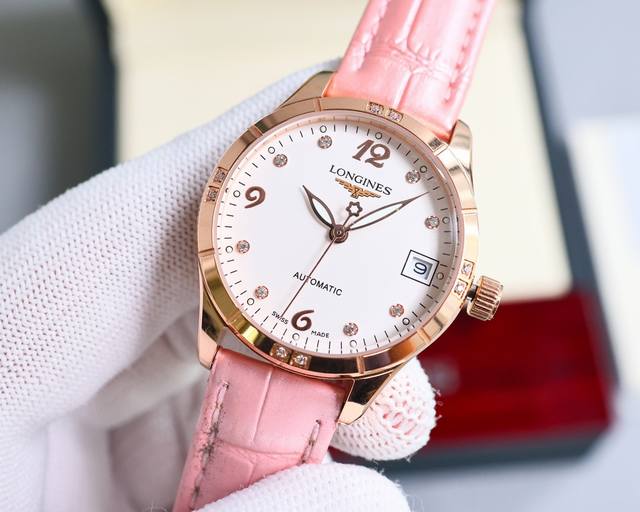 白 -金 。最新力荐2024浪琴女款，小红书爆款，女装腕表，青春年华，可以搭配更多颜色皮带 镜面：蓝宝石水晶玻璃-防刮 材质：采用316精钢表壳 动力：储存48