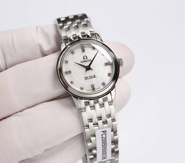 台湾厂：白皮 . 金20. 钢带20 本品均已严格经过防水压力测试，防水可达120米 此款出货都以4码合一的形式出货，退换均以三码合一进出，望多理解！ 欧米茄-