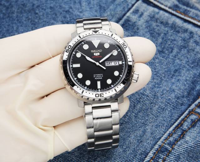 精工-Seiko，一比一复刻，各大电商平台均同步在售。 最新多功能男士腕表，超强夜光！！搭载7S36全自动精工机械机芯 机芯与正品一致 大气新颖的表盘 316精