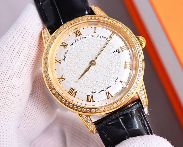 白壳 金壳 百达翡丽 Patekphilippe海外版，1851百达创始人安东尼推出古典系列腕表，便一鸣惊人，在伦敦世界博览会被英国维多利亚女皇选中，由此奠定了