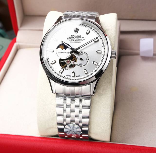 台湾厂出品：白皮p: . 金皮20. 钢带20. 本品均已严格经过防水压力测试，防水可达120米 劳力士，日月星辰系列，搭载原装进口82S7机芯 0返修0售后