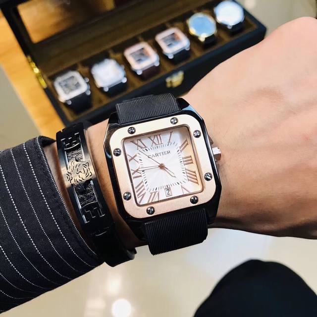 Cartier，可配情侣款！山度士进口石英机芯镀膜玻璃镜面男装 39Mm 男神必备