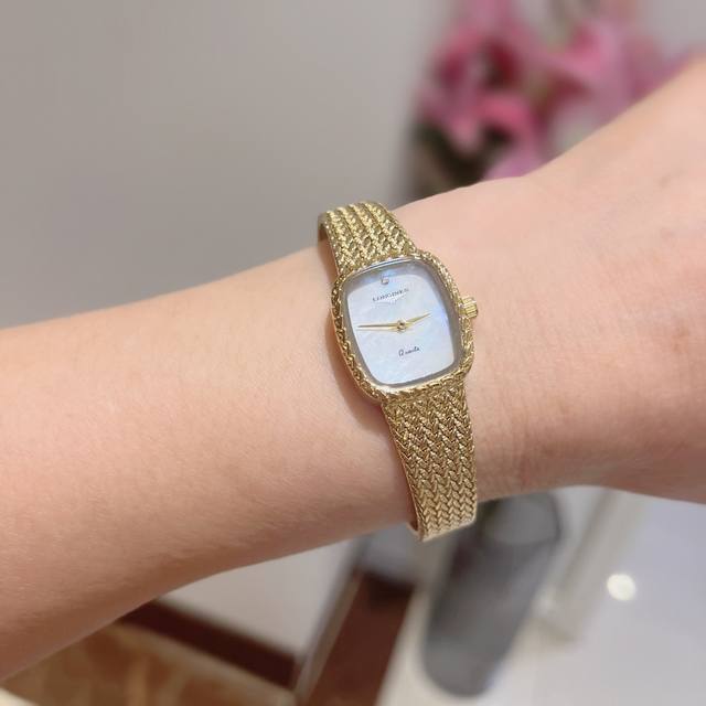 新品2024 最火浪琴超好看的 小姐姐们赶紧入手 浪琴-Longines戴卓维纳系列 精致半女士腕表 316精钢表带 直径2124Mm