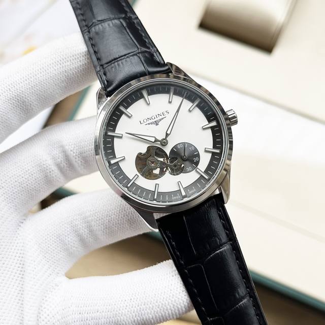 白 金 钢带+20，浪琴-Longines 精品男士腕表多功能设计，尊贵大气，绅士风范，卓越品质，热卖全城。采用全自动机械机芯，顶级316精钢表壳，矿物质超强镜
