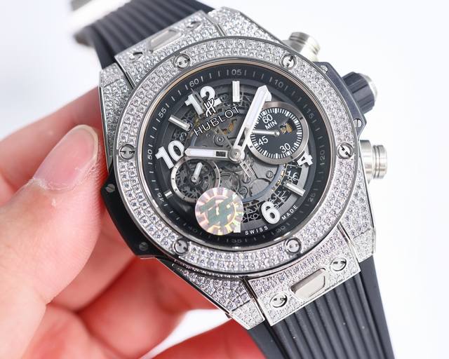 白壳 金壳 圈钻 满钻 Zf 最新款新面出货 宇舶 恒宝 Hublot 英勇无畏，拳拳出击，简称“Hub”“恒宝”，Bigbang大爆炸元素材料计时码表v2版表
