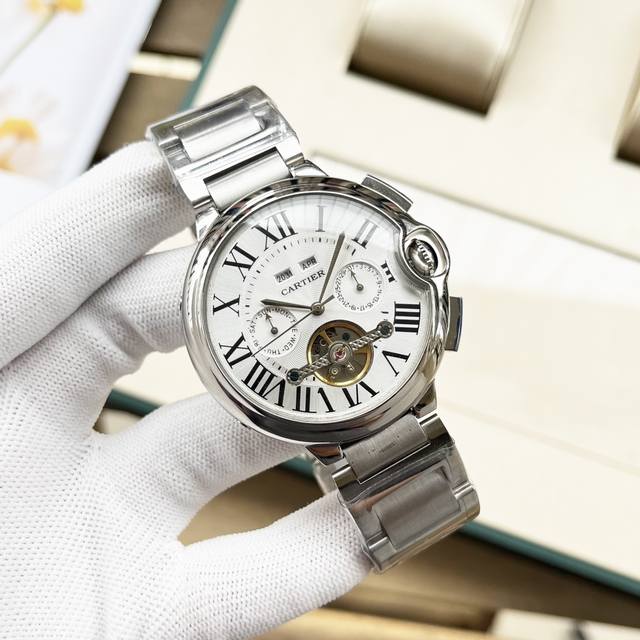白 -金 卡地亚-Cartier 精品男士腕表，全新多功能设计，尊贵大气，绅士风范，卓越品质，热卖全城。采用全自动机械机芯，顶级316精钢表壳，进口小牛皮表带，