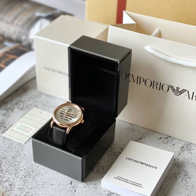 全国联保！专供京东商城！ 阿玛尼ar 31玫瑰金镂空透视皮带自动机械表 ！ 镂空透视窗，质感指针、利落线条大气跃然于手！玫瑰金表盘搭配小牛皮表带大气又美观！ 生