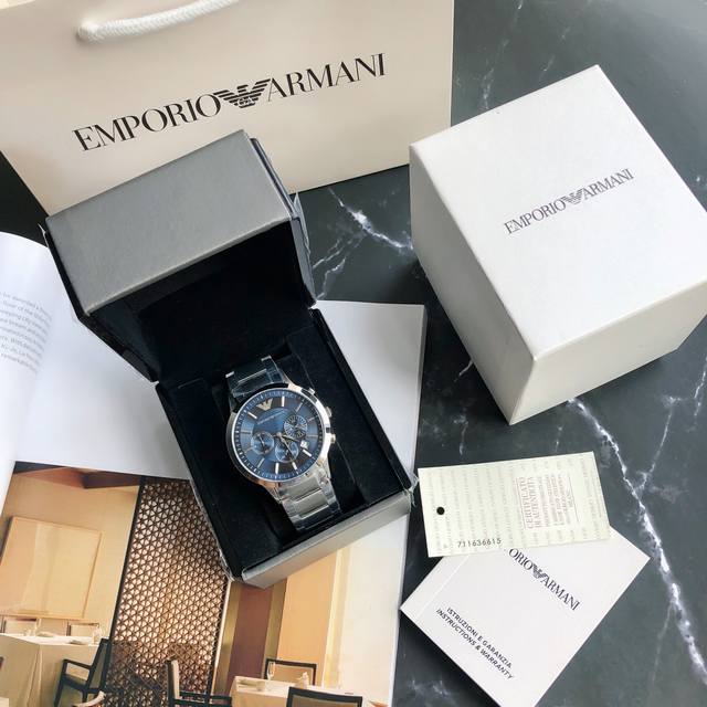 支持香港、美国直邮。 全国联保！正品！Armani 阿玛尼经典休闲商务款，316钢表带，型号ar2448，蓝色表盘，三眼设计，带日期，316钢表带石英表，表盘直