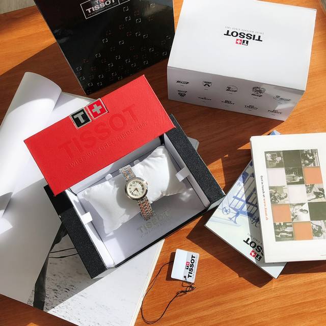 白壳 玫瑰金 钻50 天梭2022最新款 最新款 最新款 嘉丽系列 T126.010瑞士石英女表 ！灵感于古罗马建筑，因其小巧迷人，也被爱称为“小美人” 宠爱自