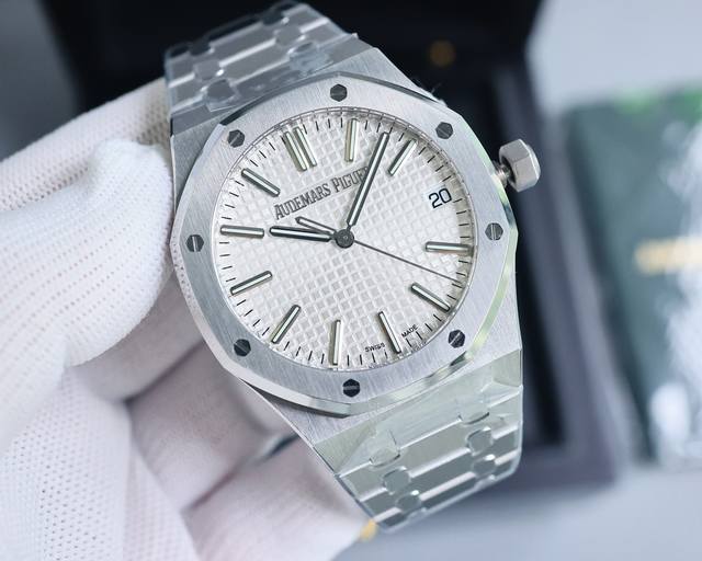 白 -金 新版爱彼41Mm48色可选 50周年纪念款15510系列最高版 市场上唯一和原版配件通用互换版本，表盘“大网格纹”装饰图案“搭配白金立体夜光时标 和新