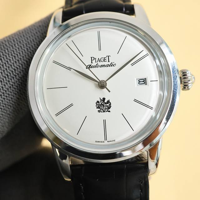 白壳 金 Twfactory 台湾厂力作 市场最高版本 伯爵altiplano系列经典超薄 刻之作升级版该表搭载由日本9015。让表更显纤薄，频率为每小时振动2