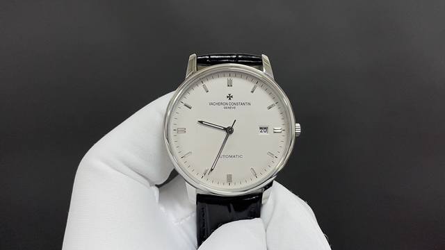 白 金玫 最新款推荐市场最高复刻 V4升级版本 江诗丹顿vc传承系列85180腕表！ 1 表壳 尺寸40Mmx9Mm，完美圆形的表壳，搭配微孤式表耳设计，使之更