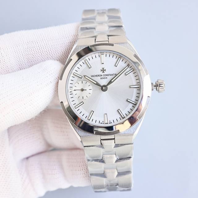 白壳 玫瑰金 带钻100 一表三带 重磅来袭原装同步 1表3带1表3戴并附送原版样式表盒方便收纳 Vc江诗丹顿纵横四海系列2300V 2305V 女款腕表 表壳