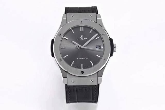 Sj出品 Wwf复刻新高度：恒宝 Hb B0 经典融合系列，宇舶 原版1:1开模，耗时16个月，技术突破三大亮点：1：表壳采用同正品一致的钛金属打造而成，此款乃