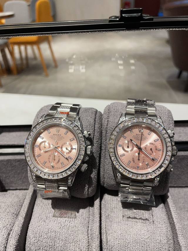 樱桃粉 全新迪通拿彩虹款。型号：116599Rbow-116598Rbow-116595Rbow.彩虹迪通拿一表难求！镶嵌根据原厂颜色渐变过渡最协调的36颗宝石