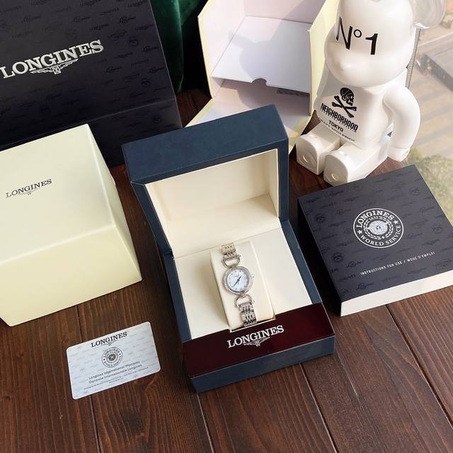 牛叉硬货，真钻表独家货源！超级大牌经典不败的浪琴马术系列-休闲时尚女士石英腕表，浪琴马术体现了以飞翼沙漏标志而闻名于世的浪琴品牌最古老的制造美学，独特设计的表壳