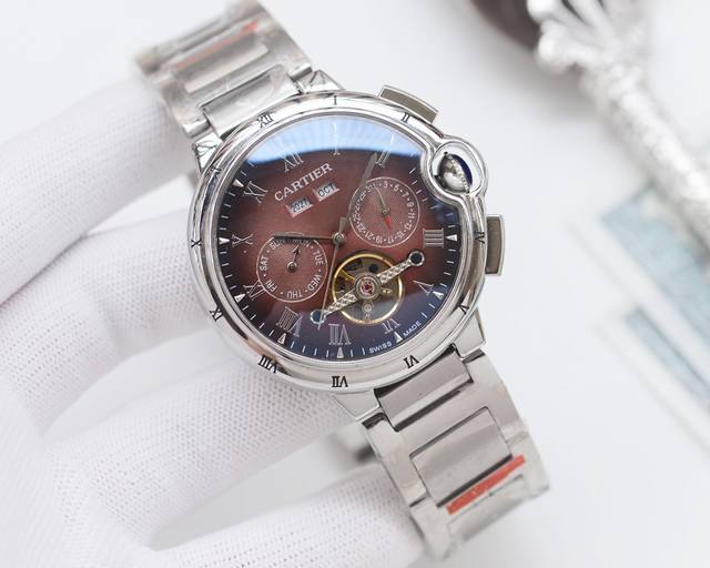 白壳 ，金壳 ，钢带30 品牌：卡地亚-Cartier 类型：男士腕表 壳套：顶级版316精钢l 表带：进口小牛皮表带 机芯：全自动进口机械机芯 镜面：矿物质防