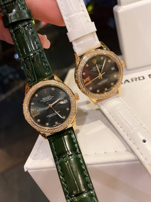 白 金 钢带20 劳力士 日志 系列经典女款31尺寸皮带-原装针扣。火爆推荐绿盘，白色表盘彰显璀璨夺目、设计显出独特高贵优雅女神气质！316精钢表壳搭配施华洛世