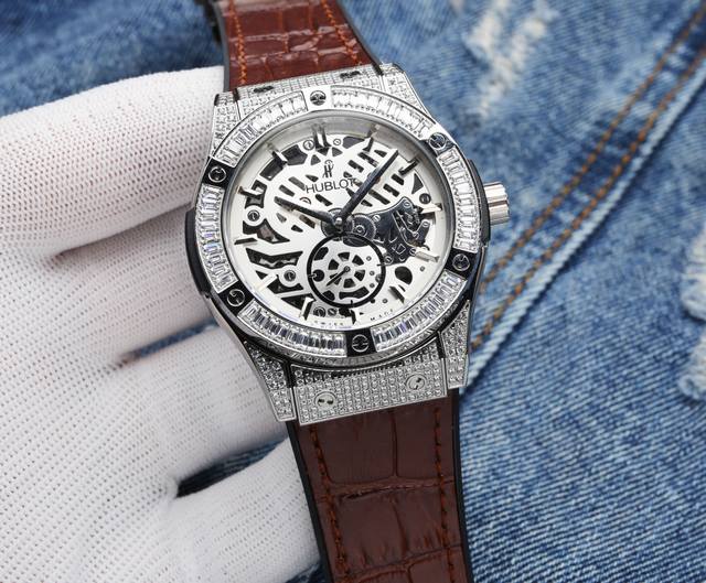 白皮 . 金20. 恒宝hublot 宇舶大爆炸系列真陀飞轮方钻石版、满钻壳-钻面、搭载全自动陀飞轮机芯、44毫米直径、绝对称得上是硬货、电镀蓝膜水晶镜面、天然