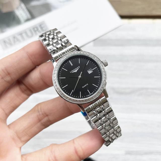 白壳： 、金壳： 、钢带20 陶瓷30钻20 浪琴 女士腕表 原装进口石英机芯 矿物质玻璃镜面 316L精钢表壳 直径男40Mm女30Mm 厚8Mm如果今天的阳