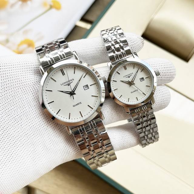 白 -金 钢带+20 实物拍摄 品牌： 浪琴-Longines 类型：情侣对表 表壳：316精钢 做工优质 表带：进口小牛皮 316精钢 两种可选 机芯：进口石