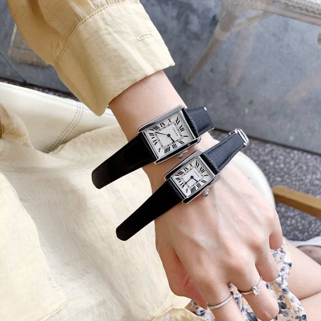 卡地亚 坦克系列～ 原装钢扣 真皮表带、中号34.8*27.4、小号31*25～