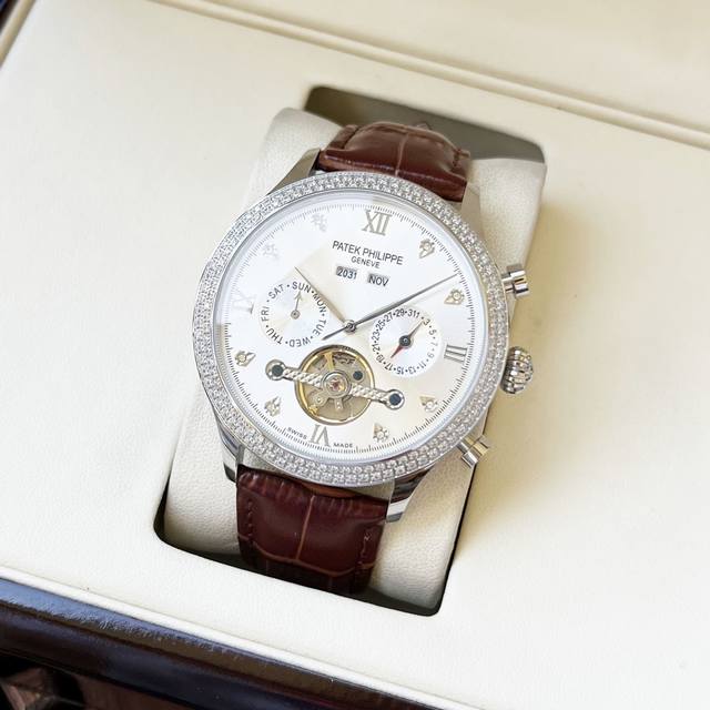 统一 。 经典设计 优雅时尚 百达翡丽-Patek Philippe 男士腕表 全自动机械机芯 矿物强化玻璃 316L精钢表壳 真皮表带 时尚大方 商务必备 尺