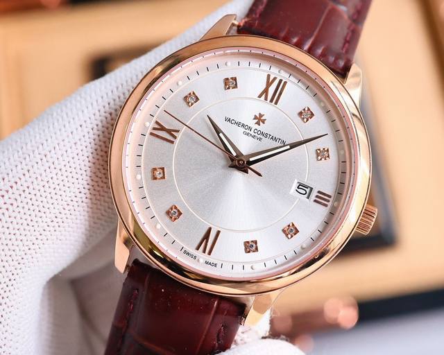 金 。Tw厂力作新款上市江诗丹顿-传袭系列贵族的艺术品搭配全新进口9015机芯 0返修 进口316精钢直径40Mm。耐磨防刮蓝宝石玻璃 超强防水100米！简约而