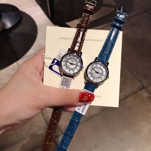 皮带 浪琴 Longines 系列腕表。简约时尚、最佳单品。进口石英机芯，数字面 纯天然珍珠贝母表盘，搭配经典三针设计、 3字位日历显示，双卜拱形抗耐磨玻璃，原