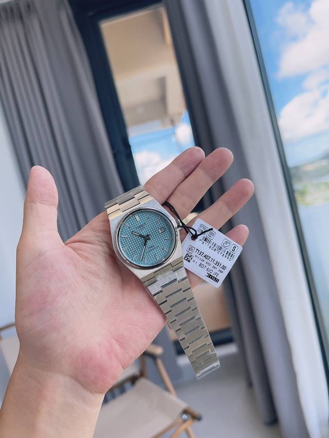 皮钢同价，钢带全黄金+50 皮带、胶带、钢带到货原单品质三码合一～非市场普通品质认准细节三码合一开关生耳 最新款，T137 最新款。 秉持创新源于传统的品牌理念