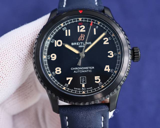 BLS出品白 ，黑色1 ，钢带 必属精品！ 百年灵飞行员传奇航空系列，经典之作，设计简约大气，时尚优雅，自动机械腕表，它搭载2824的机芯，走时准确，性能稳定。