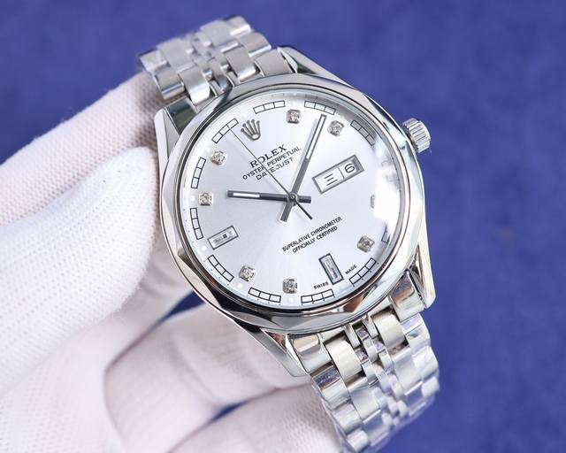 劳力士-ROLEX ！ 金白同价！精品男士腕表事事事大双历设计。绅士风范，卓越品质，热卖全城。采用进口西铁城机芯，顶级316精钢表壳，矿物质超强镜面，尺寸42m