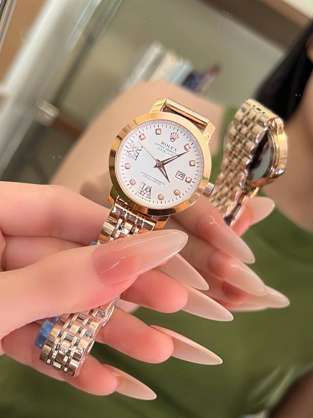 FFF-金 钢带+20 陶瓷+40 。 劳力士-精品女表携手而来，简约精致，品质精湛，热卖全城。采用进口石英机芯，顶级316精钢表壳，进口小牛皮表带，矿物质超强