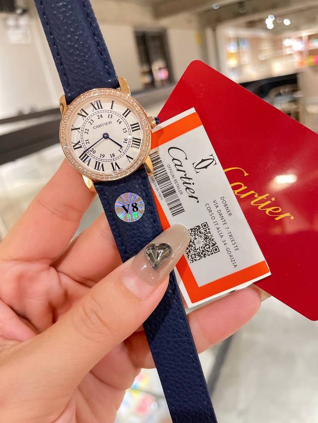 FFF金 钻+20 钢带+20 顶级品质 v8台湾厂卡地亚RONDE DE CARTIER伦敦系列 情侣腕表 大号小号,搭载原装进口石英机芯 壳套外观与原装一致