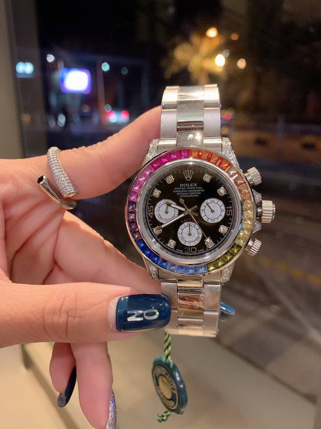 白 金 全新劳力士迪通拿彩虹款。型号：116599Rbow-116598Rbow-116595Rbow.彩虹迪通拿一表难求！镶嵌根据原厂颜色渐变过渡最协调的36