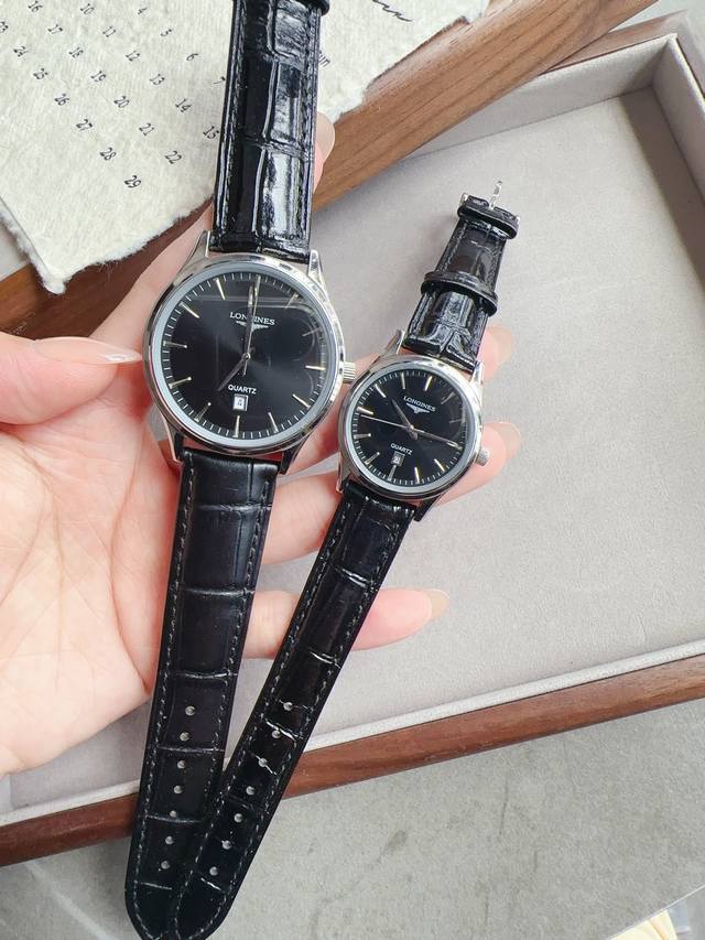 白皮 金 钢20 浪琴-Longines 情侣对表 原装进口石英机芯 316L精钢表壳 直径男39Mm女29Mm 厚8Mm如果今天的阳光停止了它耀眼的光芒。那么
