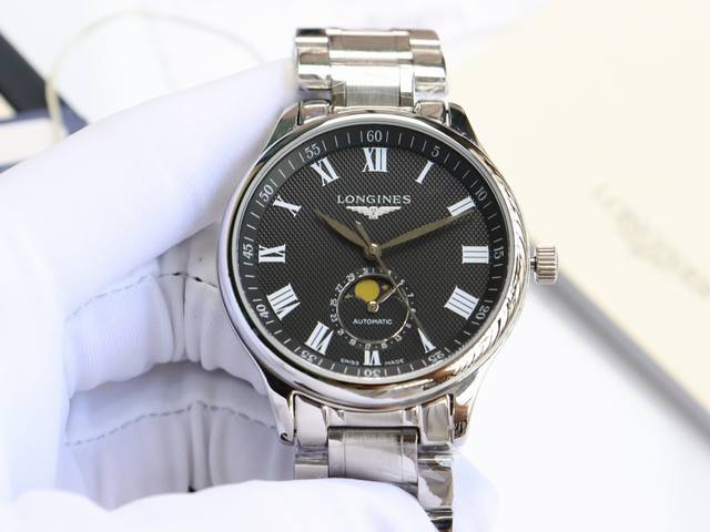 浪琴-Longines 名匠系列 月相 实现功能正品同样。 316L精钢壳套完美无瑕，打磨工艺高超，延续一丝不苟的卓越品质，树立复刻业界新标杠。刻度的立体感和倒