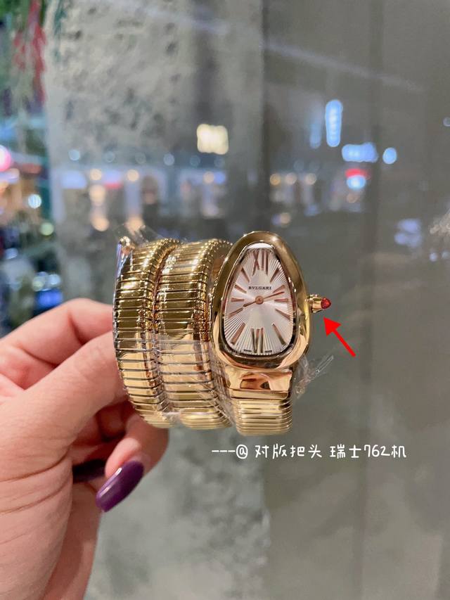 白 金 钻20 Bvlgari 宝格丽 升级版本，采用进口瑞士机芯，表壳表带精钢材质，表把头升级与原版颜色形状完全吻合。完美复刻蛇形经典，精致细腻的做工白富美专