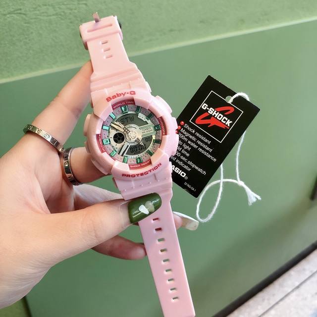 销量之王 转图必卖 超级爆款 平价好款 这些都是它的知名词dw和卡西欧各有各的风格 特别适合追求潮流的年轻人首选！ 合适男女 情侣 学生 潮男 潮妞们佩戴 大表