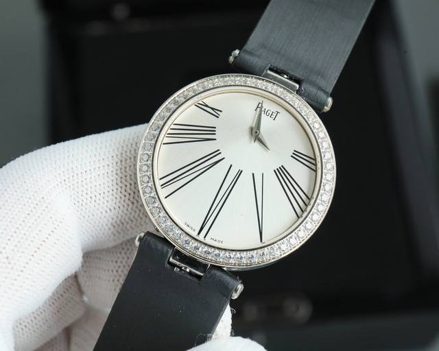 伯爵Limelight Gala腕表超级版，原装开模，修正现市面任何版本的不足！皮带原装 精彩细节 腕表尺寸35Mm运用一流的壳套打磨工艺，诠释伯爵优雅气质。.