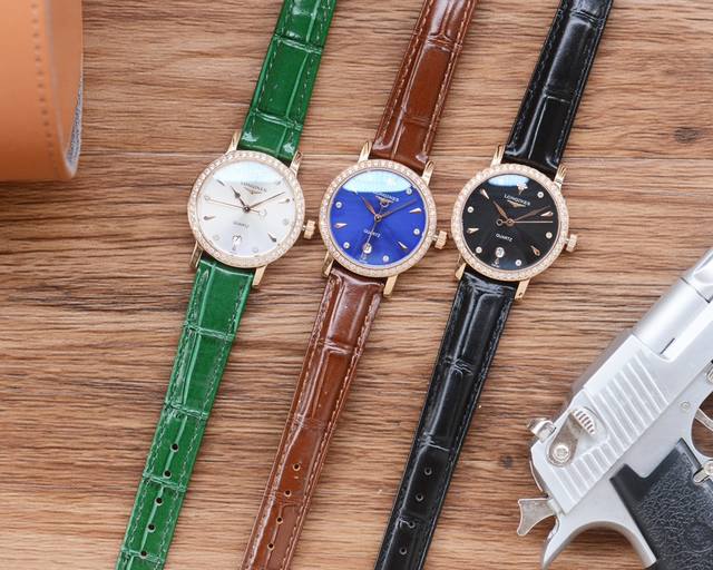 同价白 金 钻20 低调又不失细节的美，上手不撞款，当你觉得今天的首饰配不上你的穿搭的时候选他就对了，时尚百搭绝绝子！