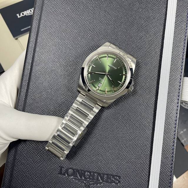优雅焕新｜新品首推浪琴康卡斯悦动系列 优雅银经典黑百搭绿深邃蓝 原版开模1:1，对版41Mm尺寸316精钢材质，Cnc精工艺打造拉丝抛光处理过渡流畅质感拉满 日