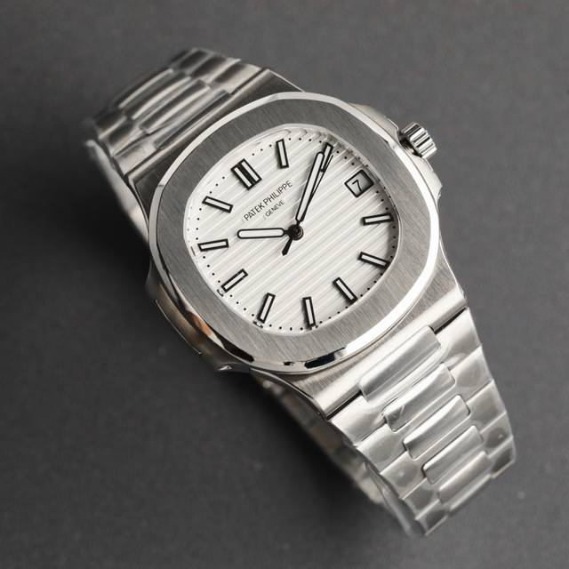 8.4Mm采用一体机芯:白 -金 Ppf- “钢王”蜕变，百达翡丽 Pp 鹦鹉螺5711全新升级款！ 百达翡丽运动优雅系列5711 14腕表，904L精钢表壳表